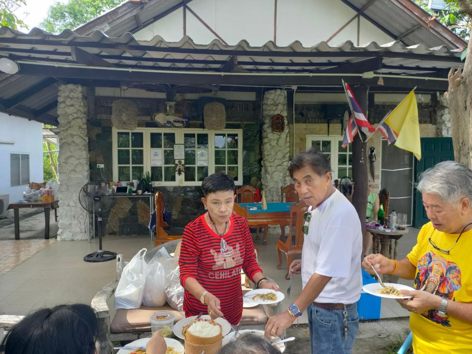 บ้านอิงเมยแคมป์ แก่งกระจาน Ban Phu Bon Dış mekan fotoğraf