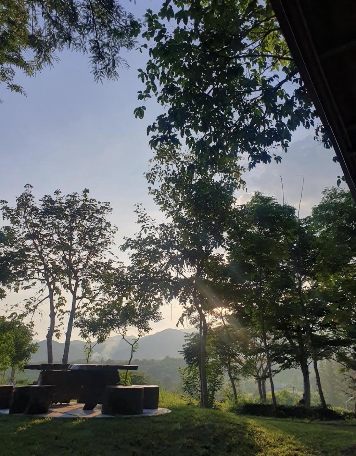 บ้านอิงเมยแคมป์ แก่งกระจาน Ban Phu Bon Dış mekan fotoğraf